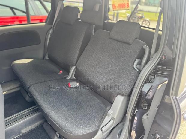 Toyota Sienta 2013 Matt Black