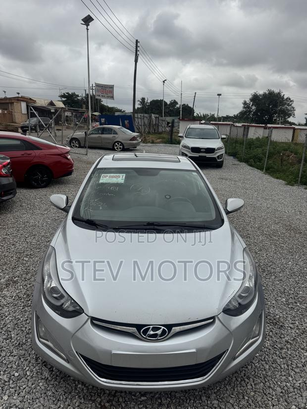 Hyundai Elantra Limited Sedan FWD (1.8L 4cyl 6A) 2016 Silver