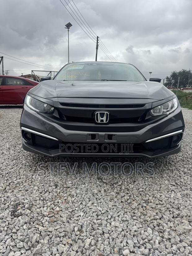 Honda Civic EX Hatchback 2020 Gray