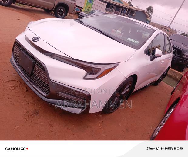 Toyota Corolla 2024 White