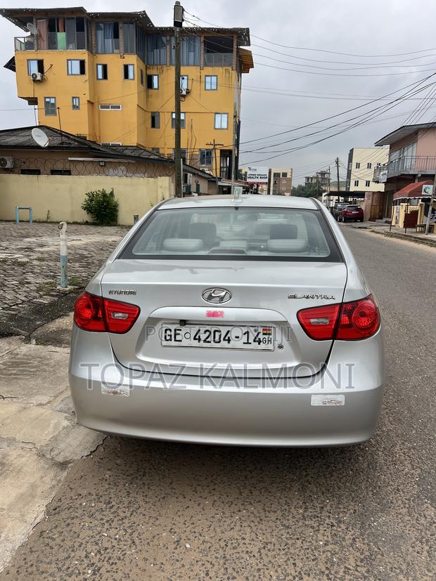 Hyundai Elantra 2009 Silver