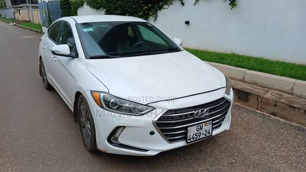Hyundai Elantra 2017 White