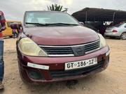 Nissan Versa 1.8 S 2007 Brown for sale