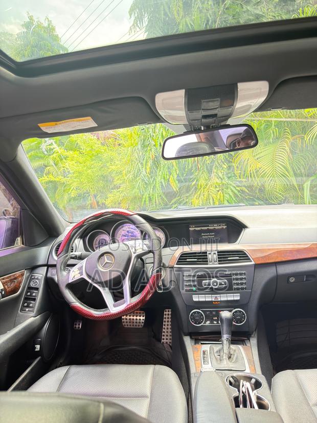 Mercedes-Benz C250 2014 Black