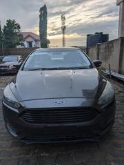 Ford Focus 2017 Gray for sale