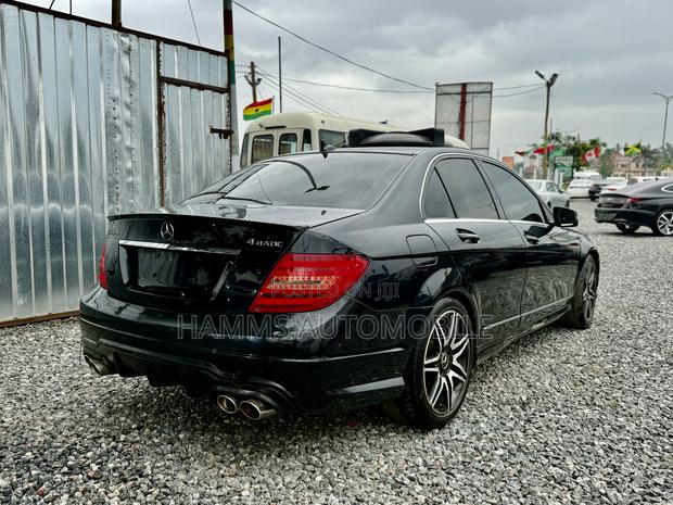Mercedes-Benz C250 2014 Black