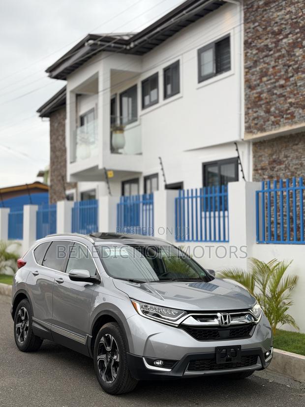 Honda CR-V Touring AWD 2019 Silver
