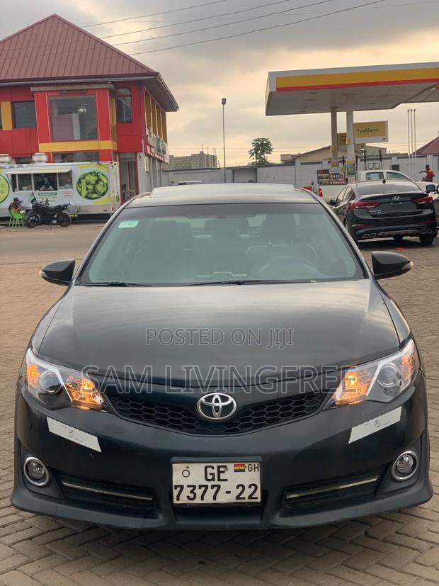 Toyota Camry SE 4dr Sedan (2.5L 4cyl 6A) 2013 Black