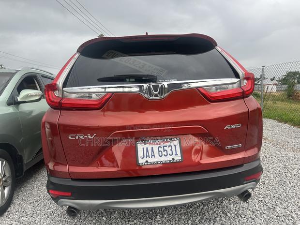 Honda CR-V Touring AWD 2018 Red