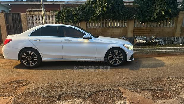 Mercedes-Benz C300 Sport 4dr AWD 4Matic Sedan (2.0L 4cyl 7A) 2015 White