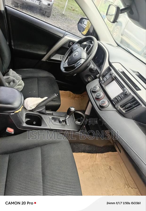 Toyota RAV4 2017 Gray