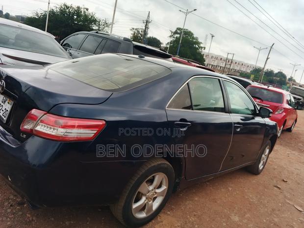 Toyota Camry 2010 Blue