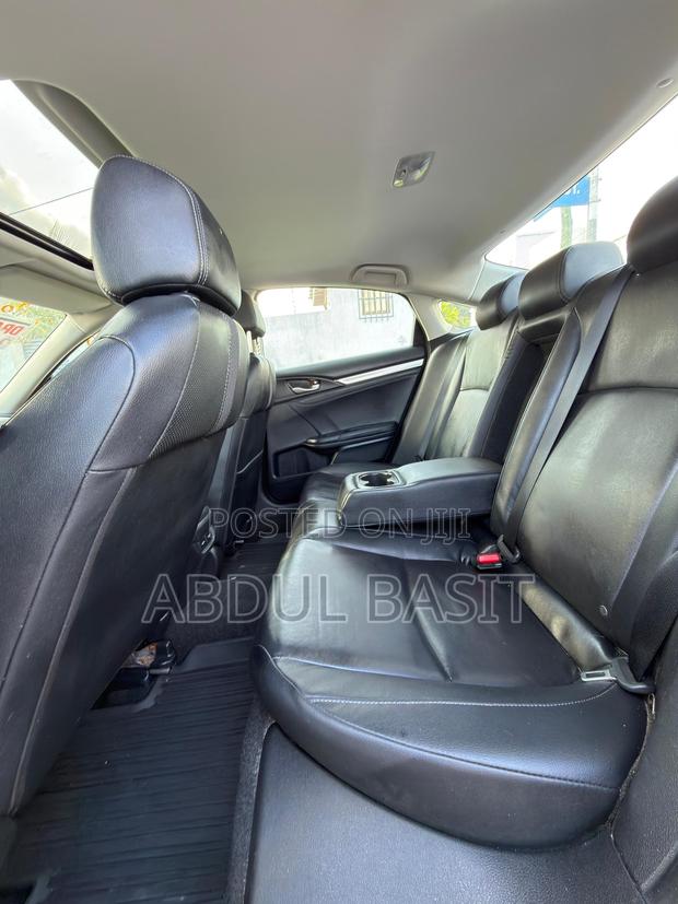 Honda Civic Touring Sedan 2019 White