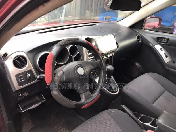 Pontiac Vibe 2010 Red