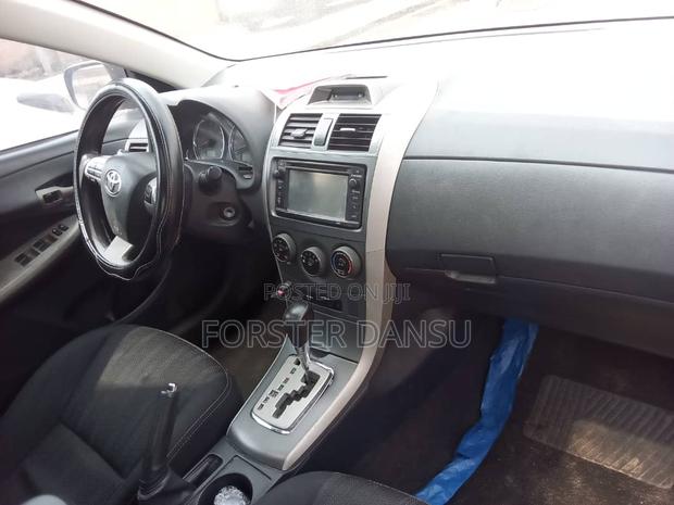 Toyota Corolla S 4dr Sedan (1.8L 4cyl 4A) 2013 Purple