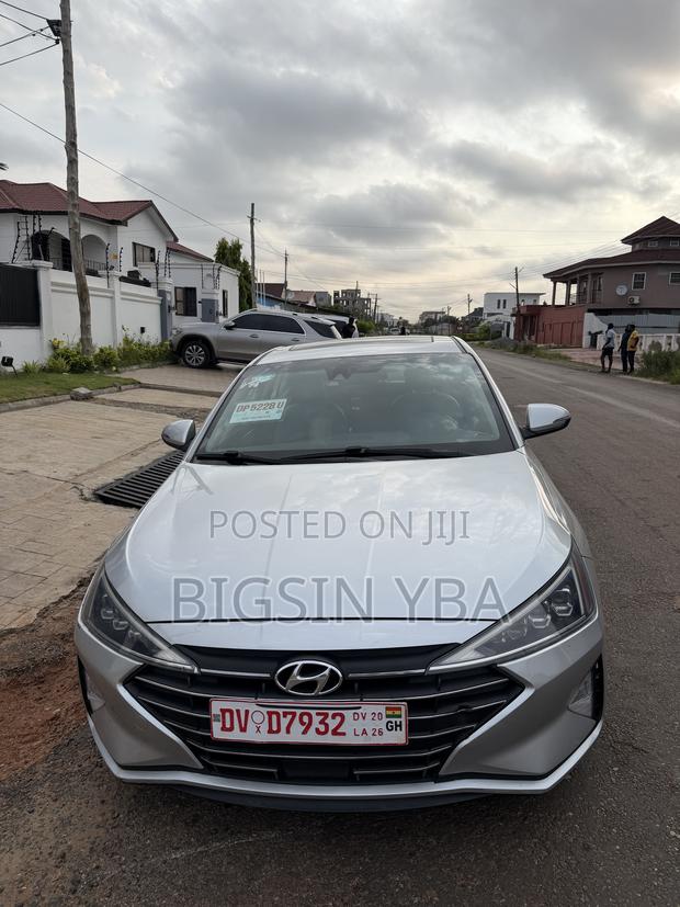Hyundai Elantra Limited 2019 Gray