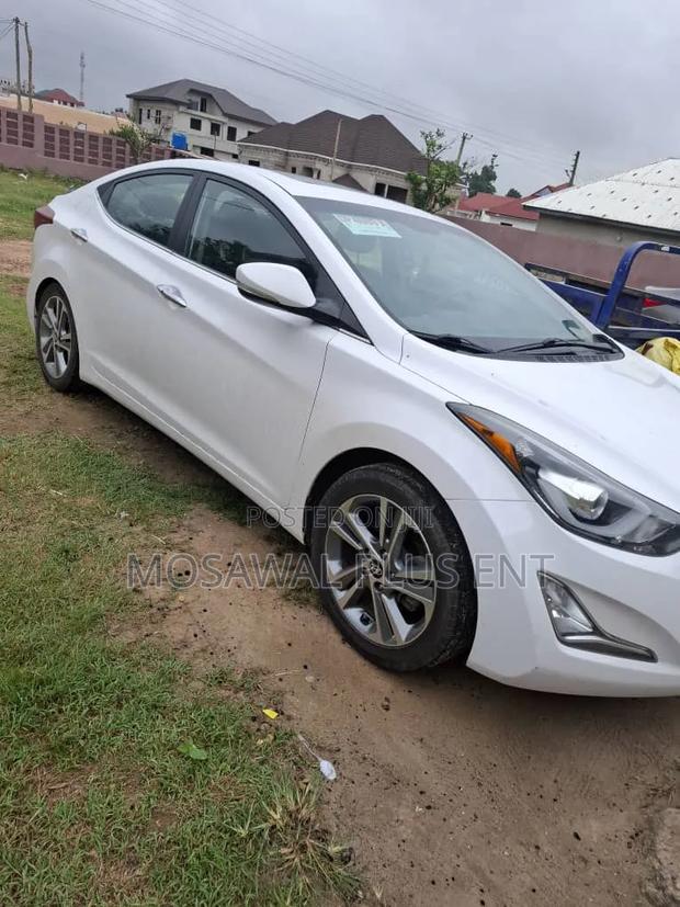 Hyundai Elantra Limited 4dr Sedan (1.8L 4cyl 6A) 2015 White
