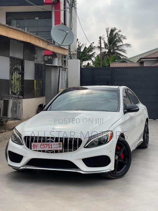 Mercedes-Benz C300 Base 4Matic Sedan AWD (2.0L 4cyl 7A) 2016 White