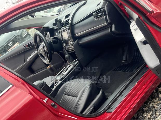 Toyota Camry 2017 Red