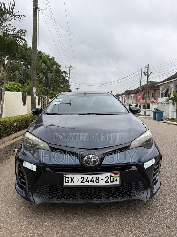 Toyota Corolla LE ECO 4dr Sedan (1.8L 4cyl CVT) 2017 Black