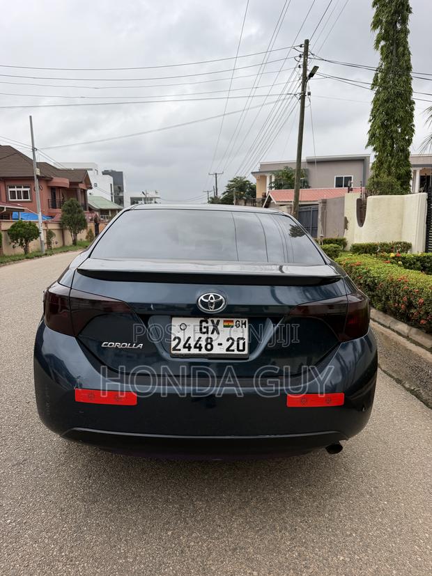Toyota Corolla LE ECO 4dr Sedan (1.8L 4cyl CVT) 2017 Black