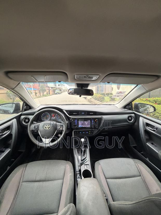 Toyota Corolla LE ECO 4dr Sedan (1.8L 4cyl CVT) 2017 Black