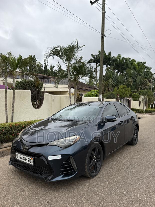 Toyota Corolla LE ECO 4dr Sedan (1.8L 4cyl CVT) 2017 Black