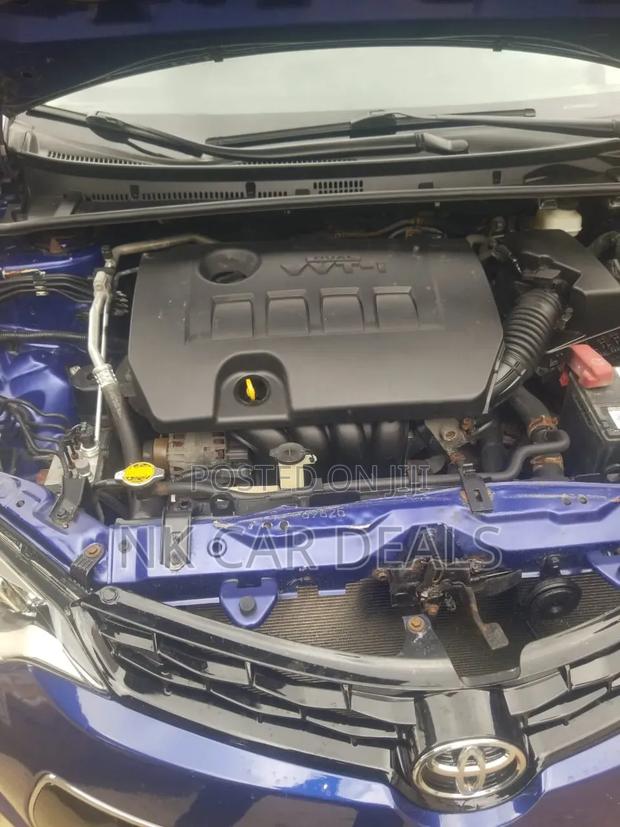Toyota Corolla 2017 Blue