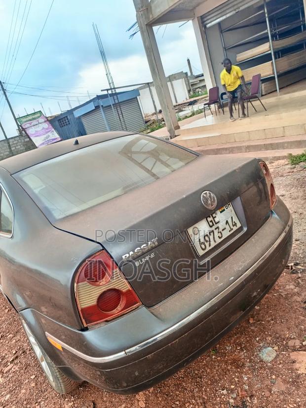 Volkswagen Passat 1.8 1996 Gray