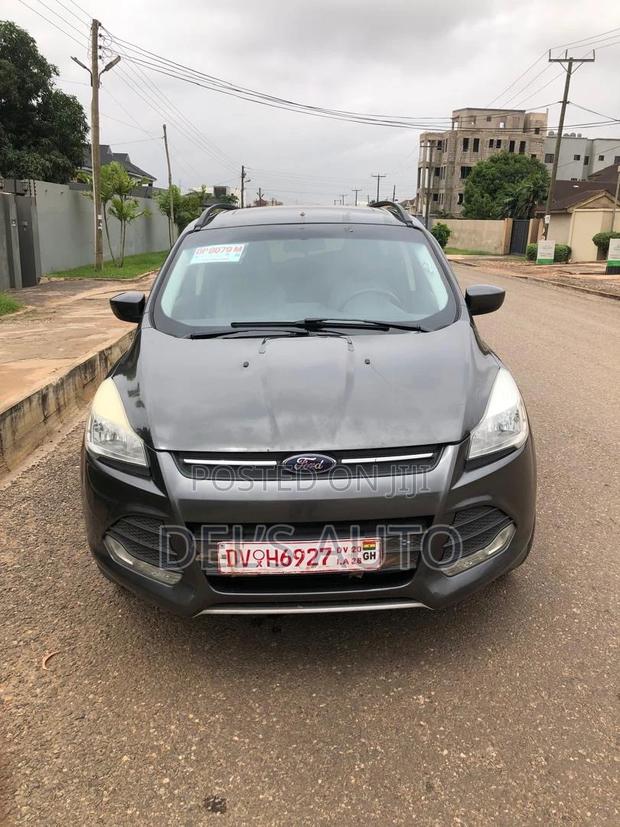 Ford Escape SE 4x4 2016 Gray