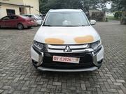 Mitsubishi Outlander SEL FWD 2017 White for sale