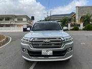 Toyota Land Cruiser 2017 Silver for sale