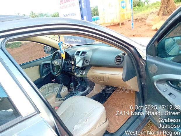Toyota RAV4 2012 Gray