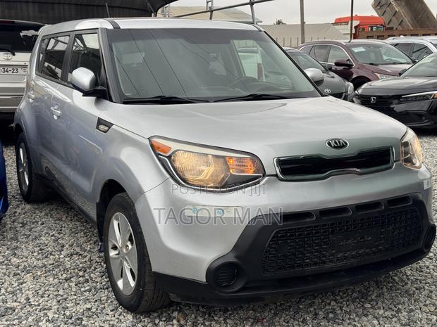 Kia Soul 4dr Wagon (1.6L 4cyl 6A) 2014 Silver
