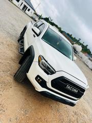 Toyota Tacoma 2020 White for sale