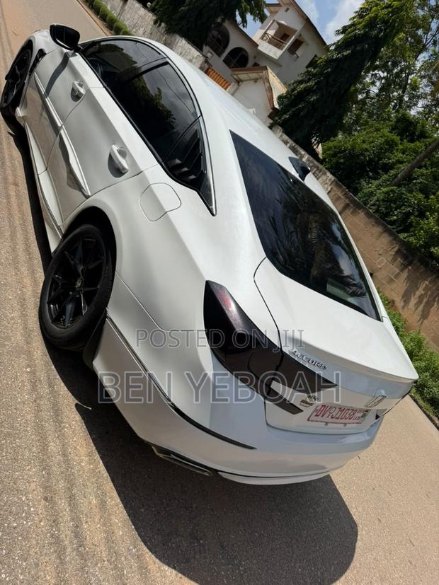 Honda Accord Sport 2.0T 2018 White