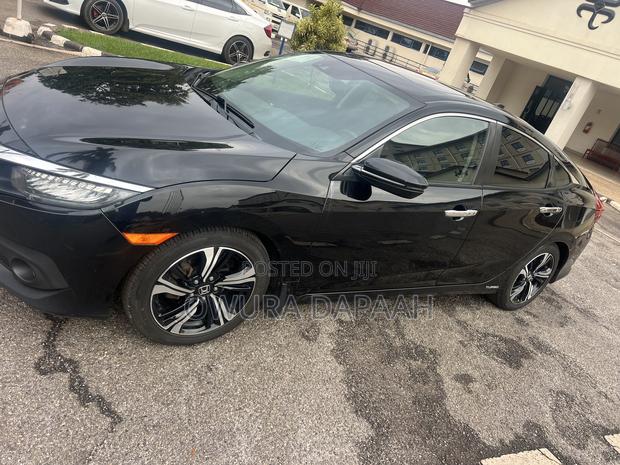 Honda Civic Touring 4dr Sedan (1.5L 4cyl) 2017 Black