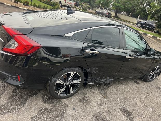 Honda Civic Touring 4dr Sedan (1.5L 4cyl) 2017 Black