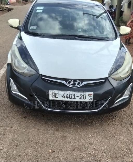 Hyundai Elantra 2016 White