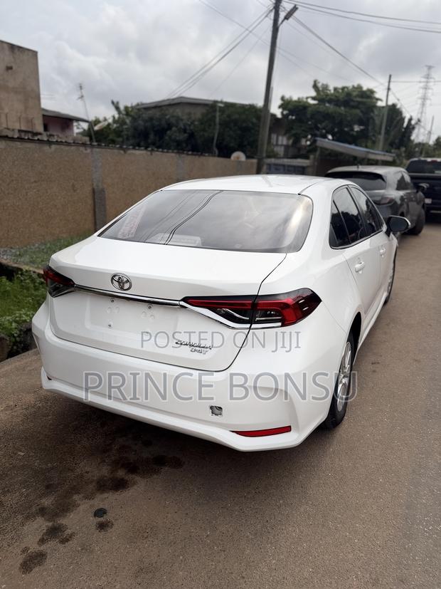 Toyota Corolla 2020 White