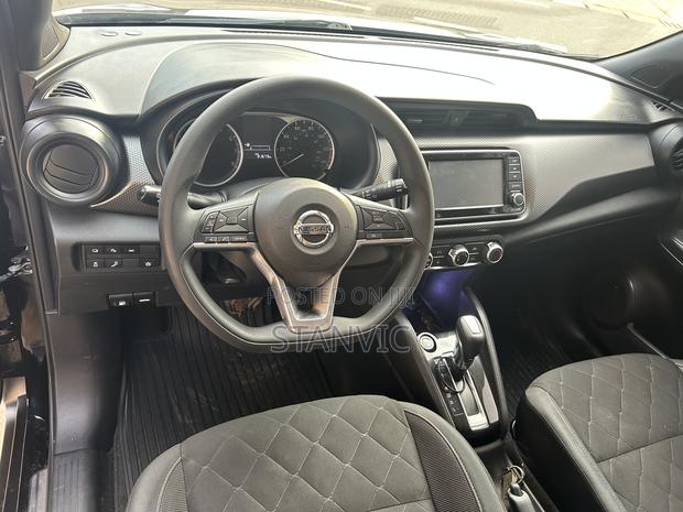 Nissan Kicks SV 2020 Black