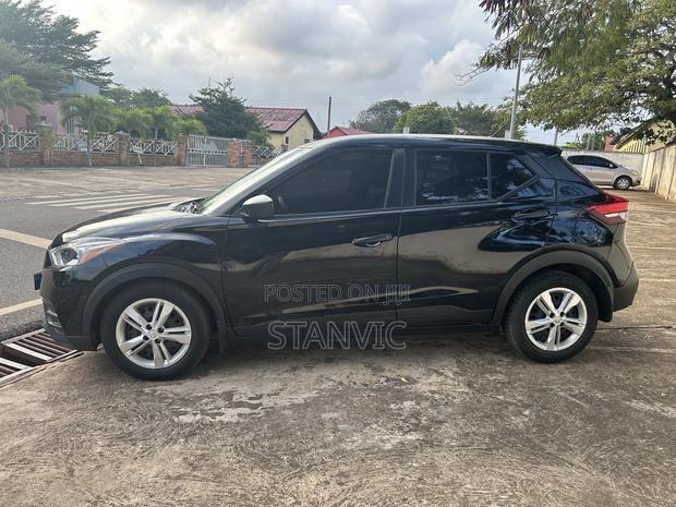 Nissan Kicks SV 2020 Black