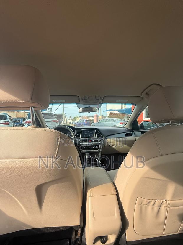 Hyundai Sonata SE 2019 Black