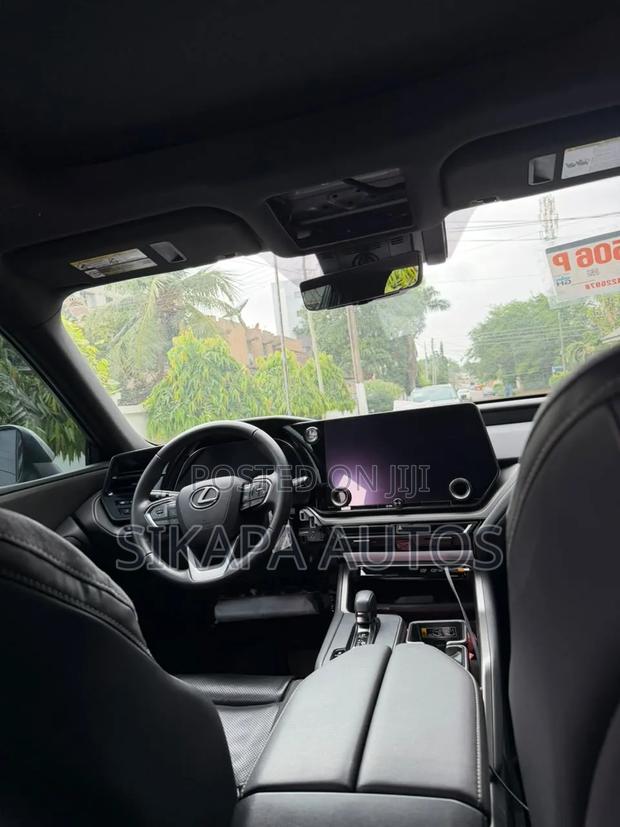 Lexus TX 2025 Silver