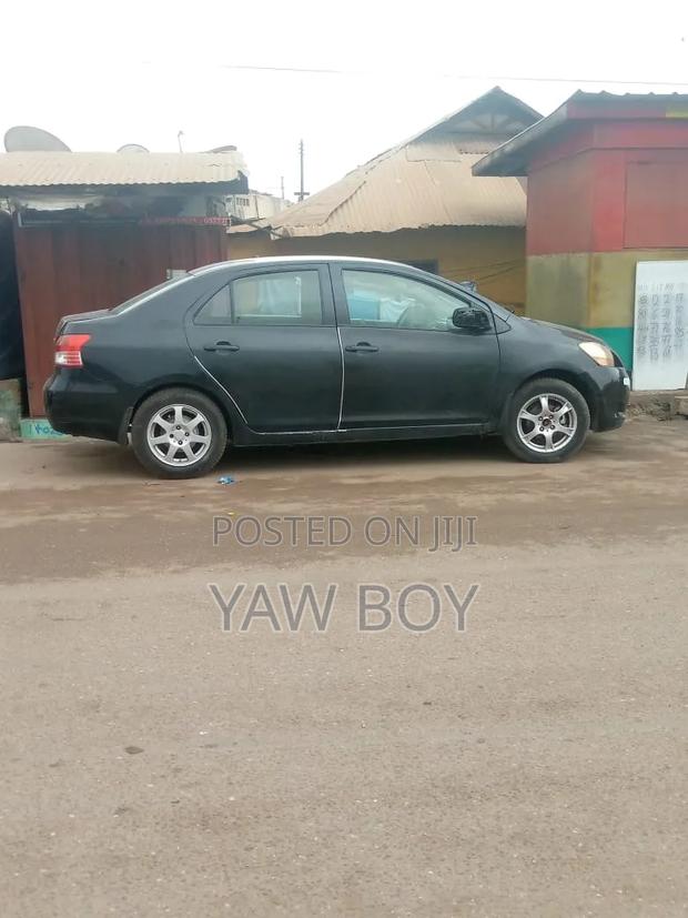 Toyota Yaris 2009 Black