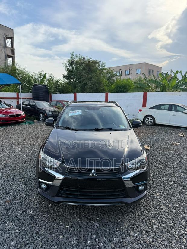 Mitsubishi Outlander Sport LE 2.0 2017 Black