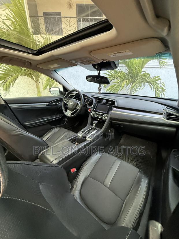 Honda Civic Touring 4dr Sedan (1.5L 4cyl) 2016 White