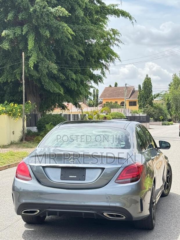 Mercedes-Benz C300 2020 Silver