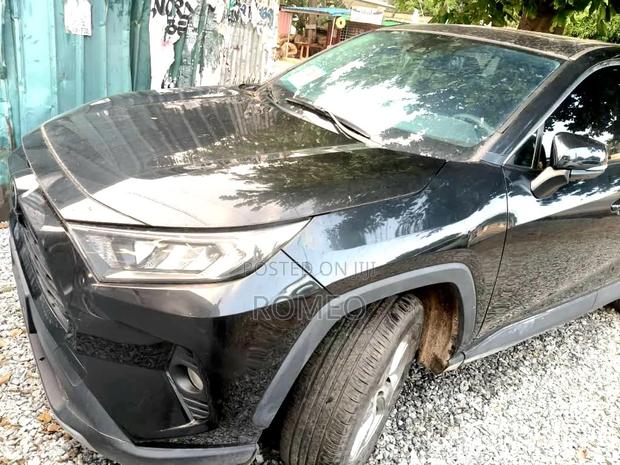 Toyota RAV4 2022 Black