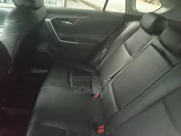 Toyota RAV4 2022 Black